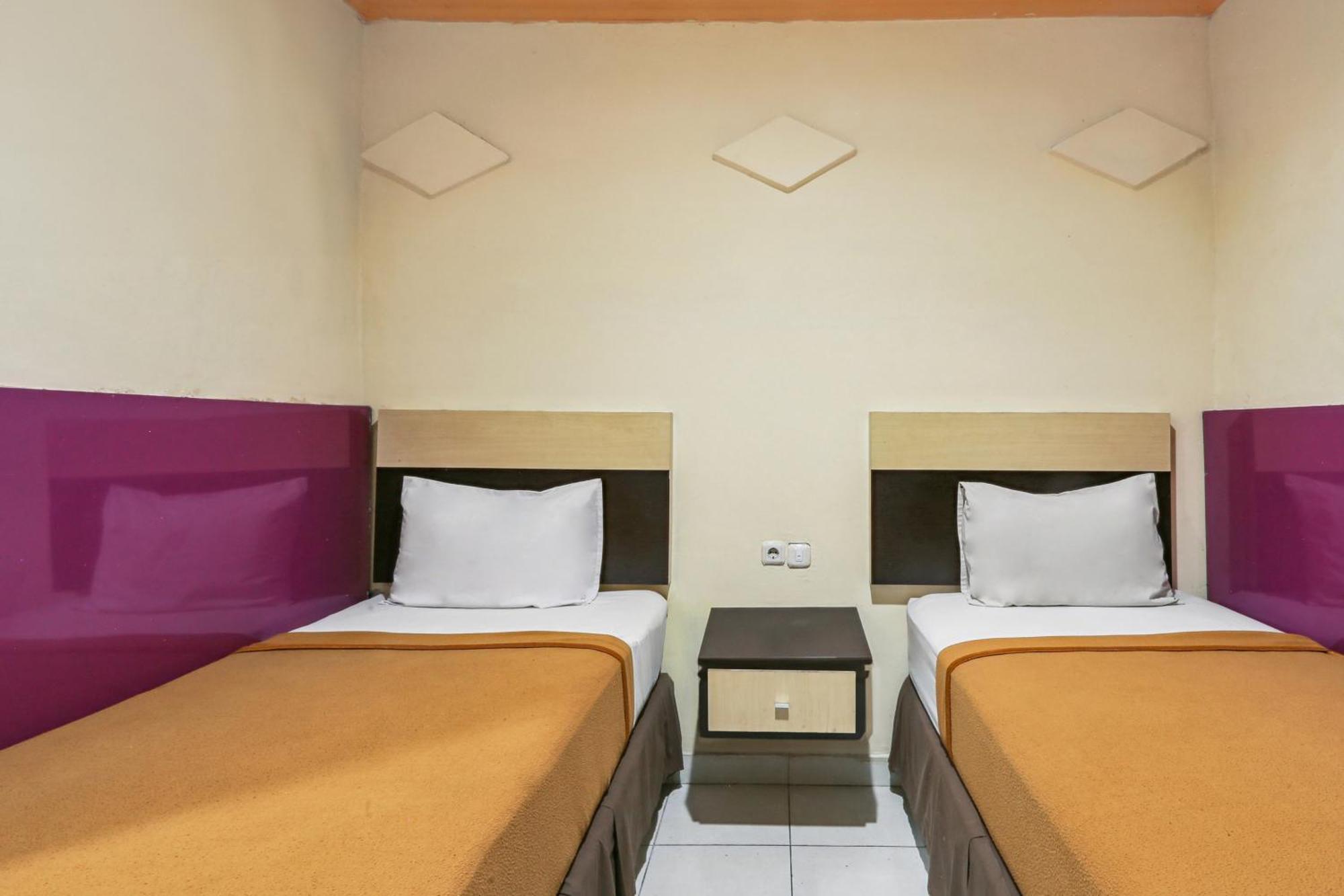 Collection O 93163 Hotel Grand Kartika Parepare Εξωτερικό φωτογραφία
