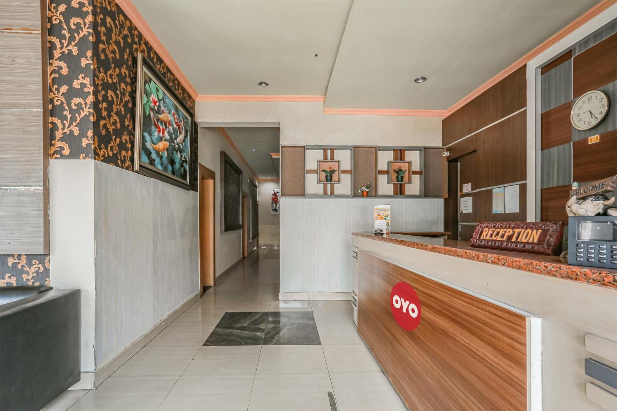 Collection O 93163 Hotel Grand Kartika Parepare Εξωτερικό φωτογραφία