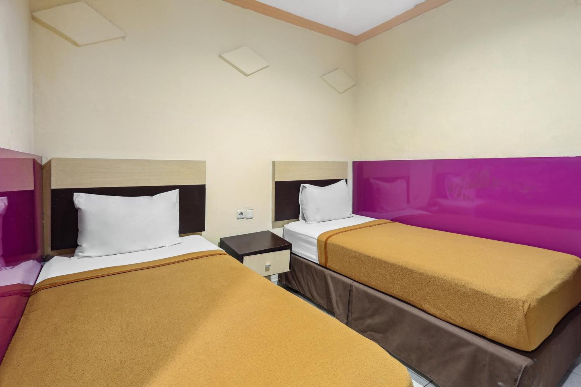 Collection O 93163 Hotel Grand Kartika Parepare Εξωτερικό φωτογραφία